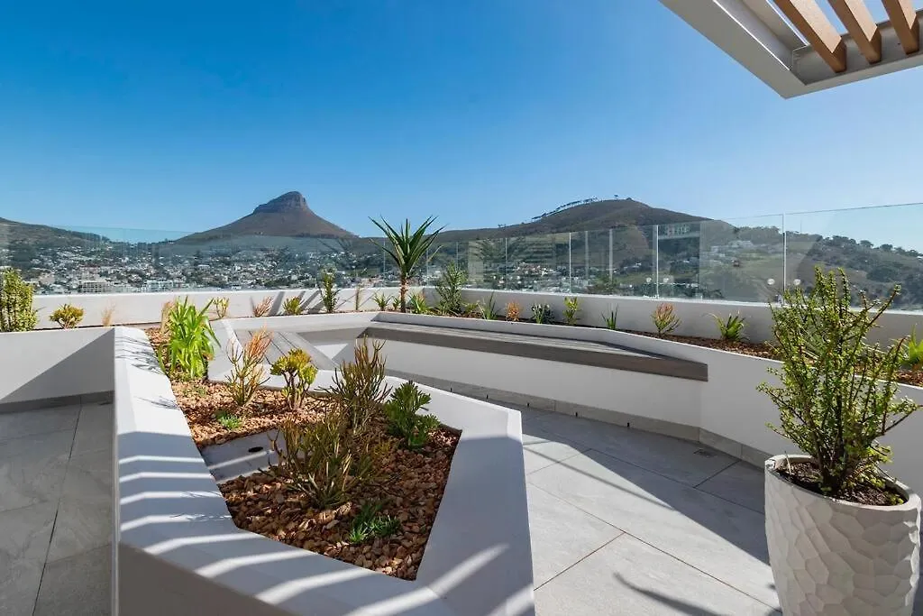 Apartment Modern Escape At The Rubik & Rooftop Pool, Ac Cape Town South Africa