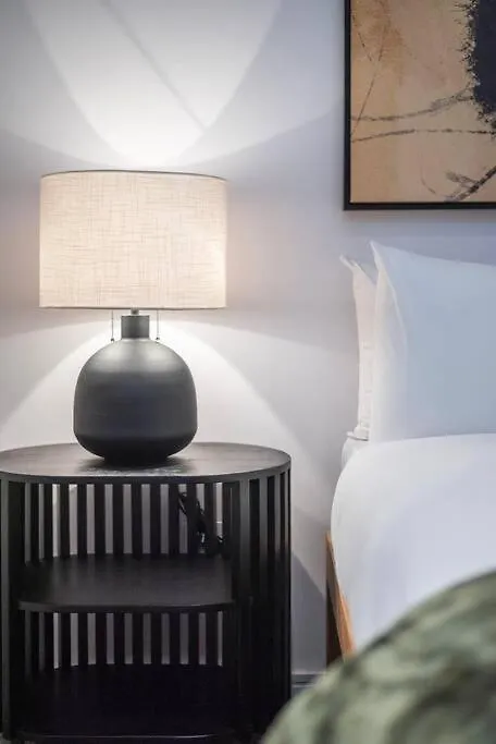 Modern Escape At The Rubik & Rooftop Pool, Ac Cape Town Daire
