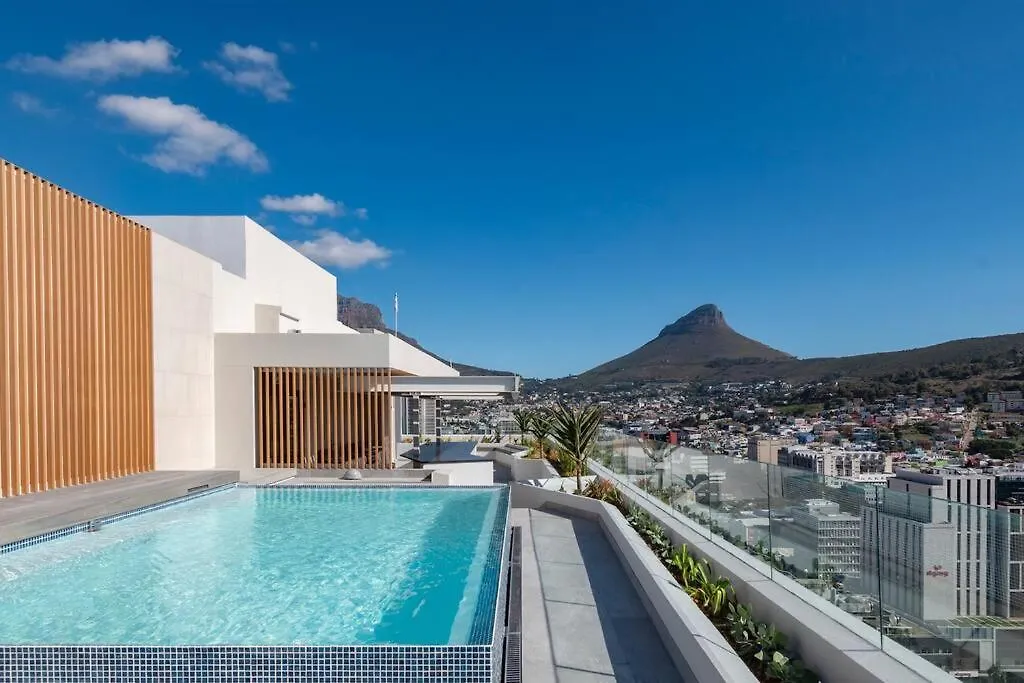 Modern Escape At The Rubik & Rooftop Pool, Ac Cape Town